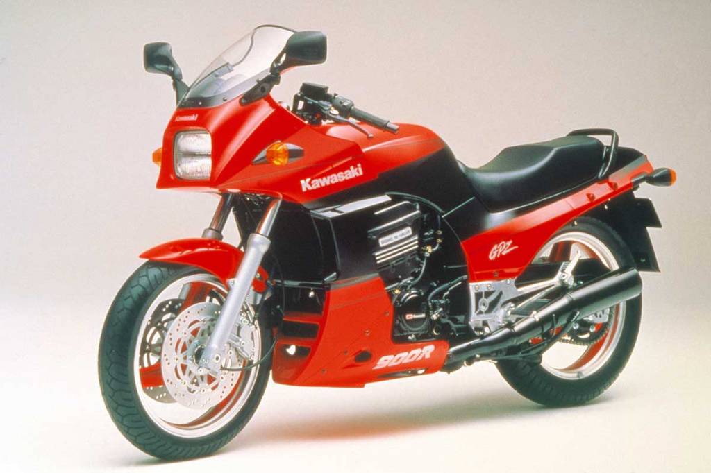 Kawasaki GPZ-900R 1984