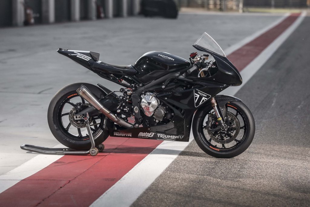 2021 triumph daytona moto2 765