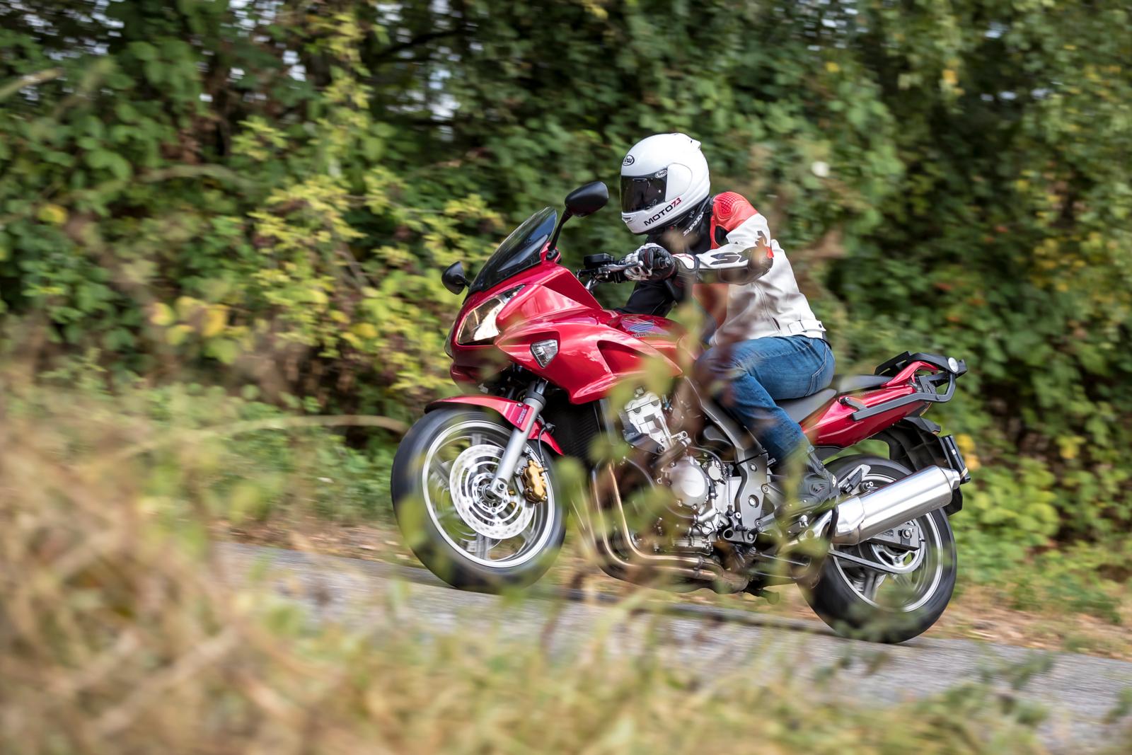 Honda CBF 1000 2008 Actie