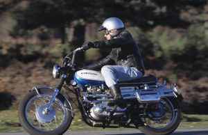 Kawasaki W2TT Commander