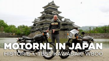 Kawasaki W800 modellen getest in Japan