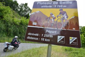 Pyreneeen - La Tour