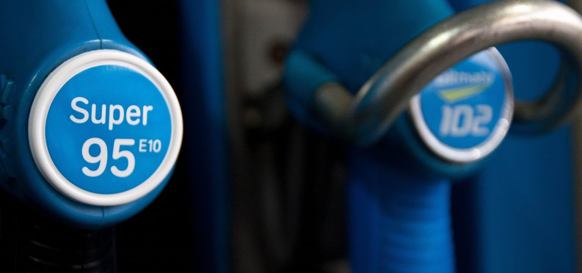 Alles wat je moet weten over E10-benzine - Motor.NL