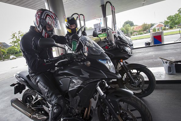 dure_benzine_aan_de_pomp dure_benzine_aan_de_pomp