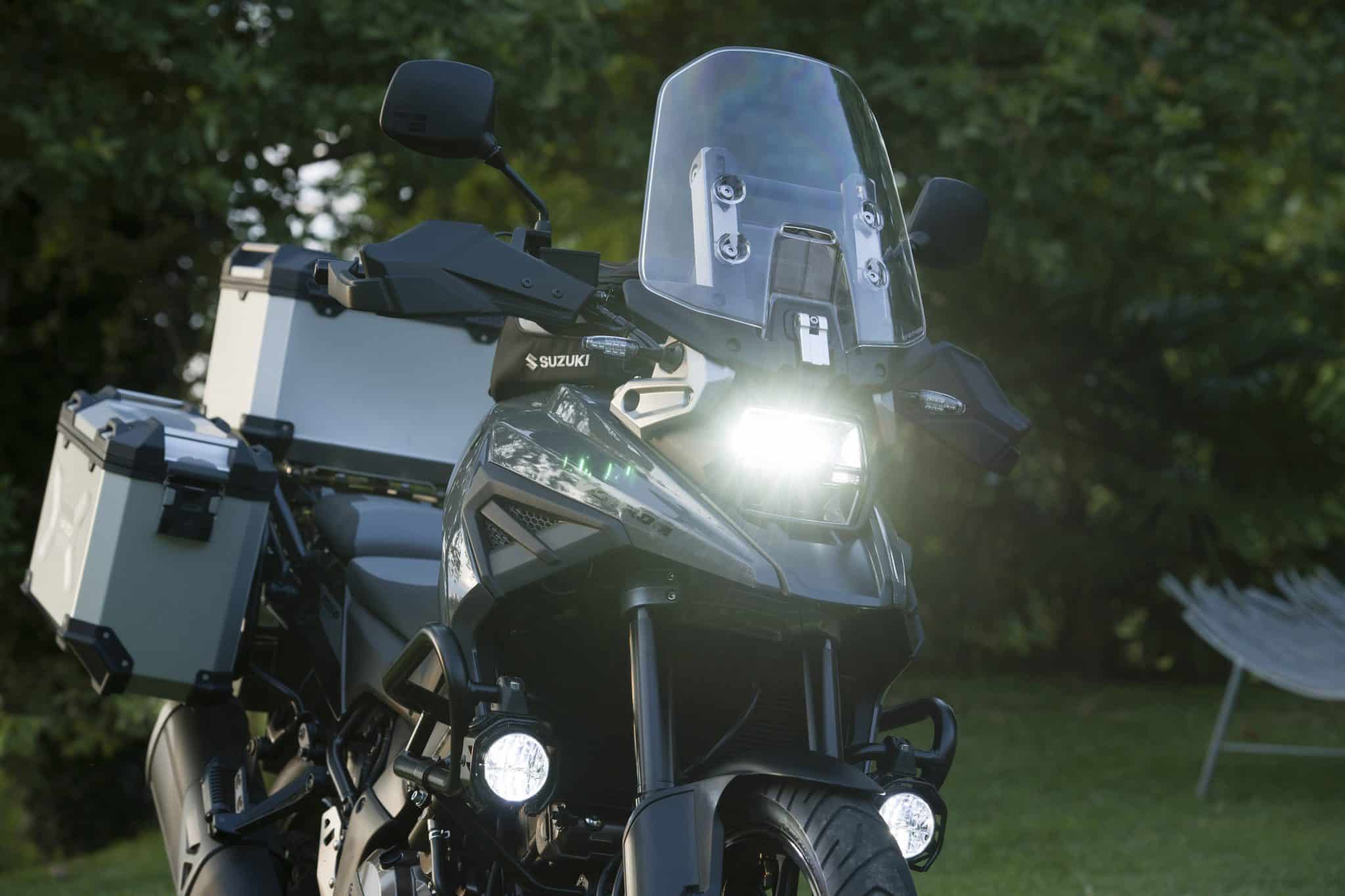 Suzuki V-STROM 1050XT First Edition