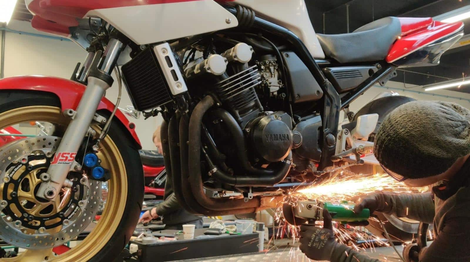 Yamaha Fazer tot Racer