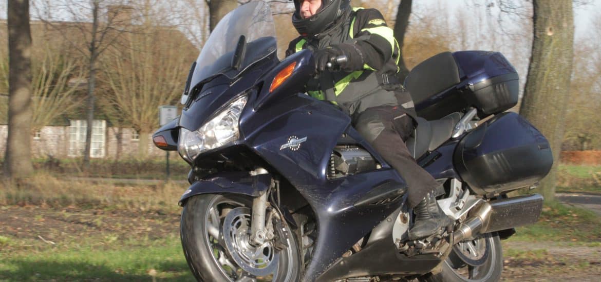 Marathonmotor: Honda ST1300 Pan-European - Motor.NL