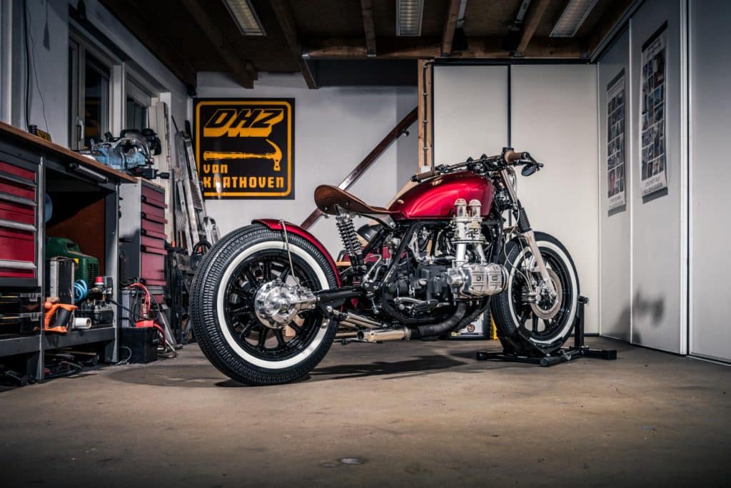 Honda Gold Wing Bobber Achter