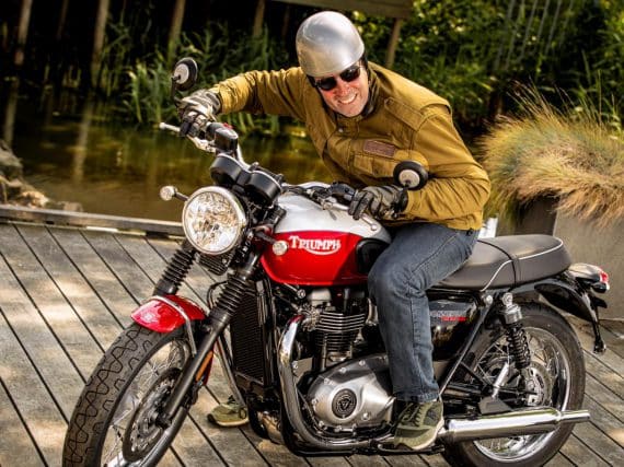 Test Triumph Bonneville Bud Ekins T100