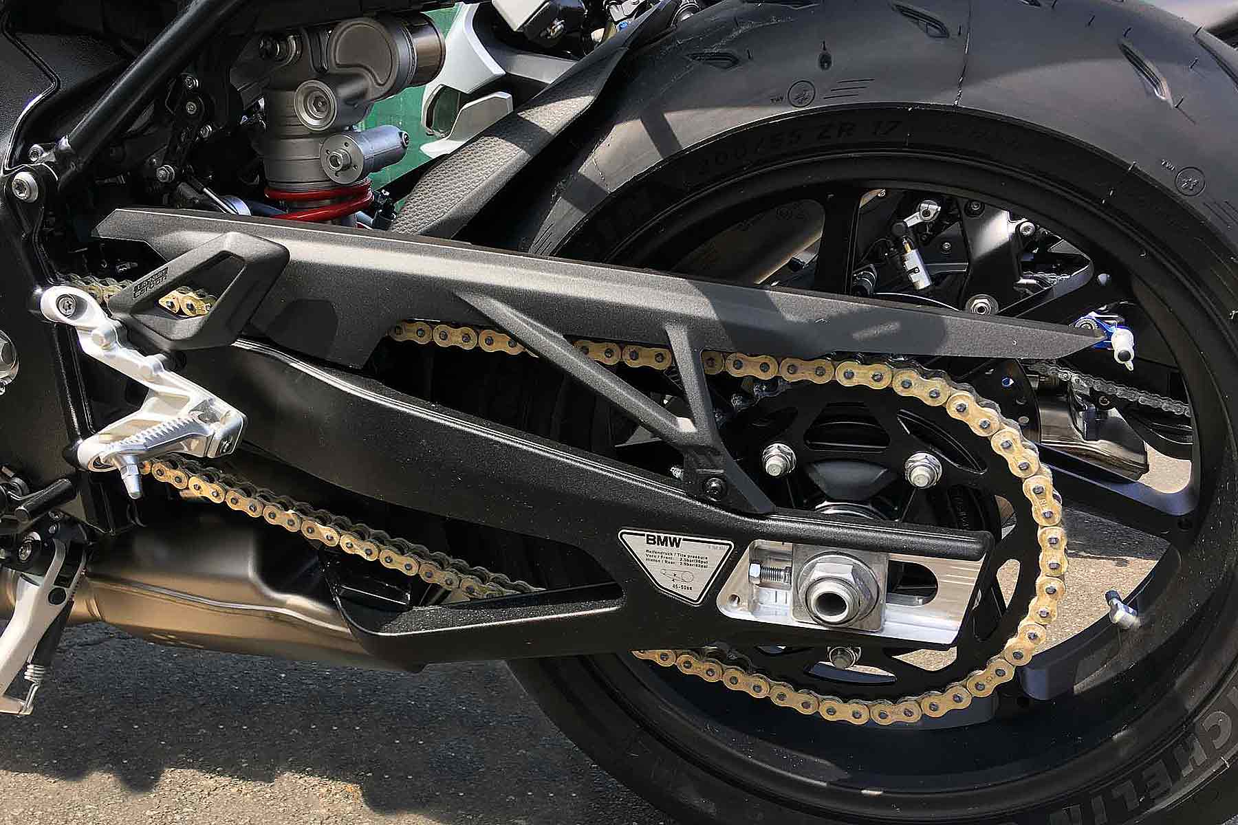 2020-BMW-M-Endurance-chain-01