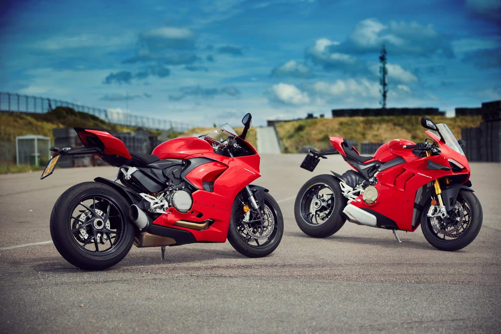 Ducati Panigale V2 V4 S Ducati Panigale V2 V4 S