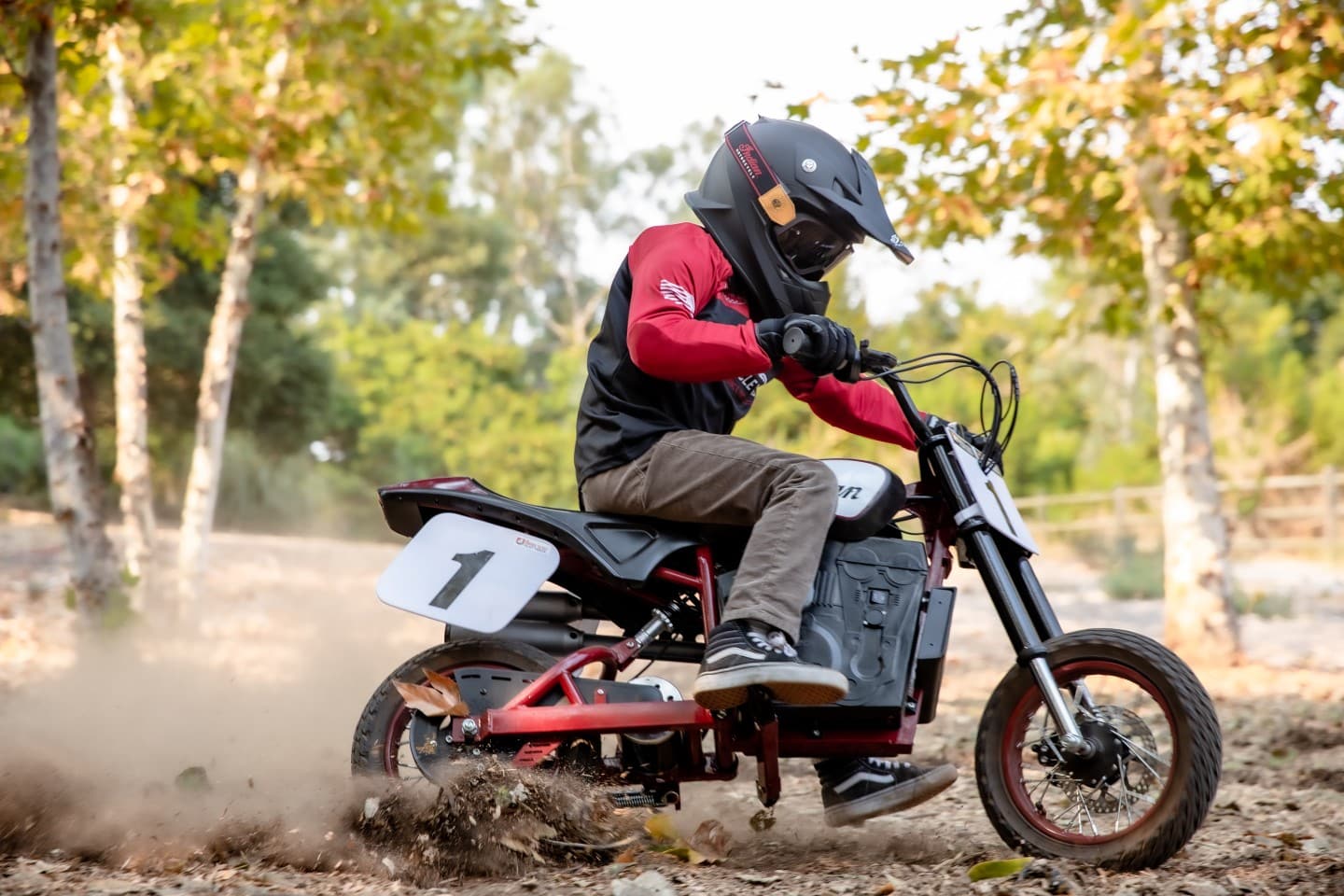 Strippen Duplicatie Verder Indian eFTR Jr: elektrische kindermotor vanaf 8 jaar - Motor.NL