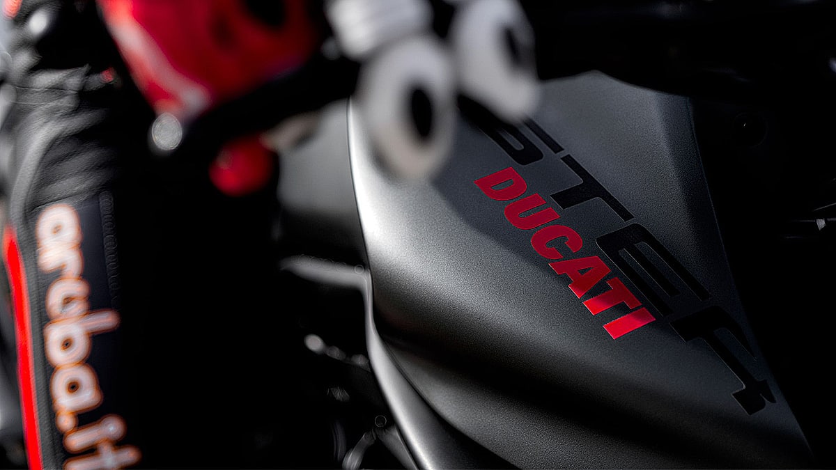 2021 Ducati Monster