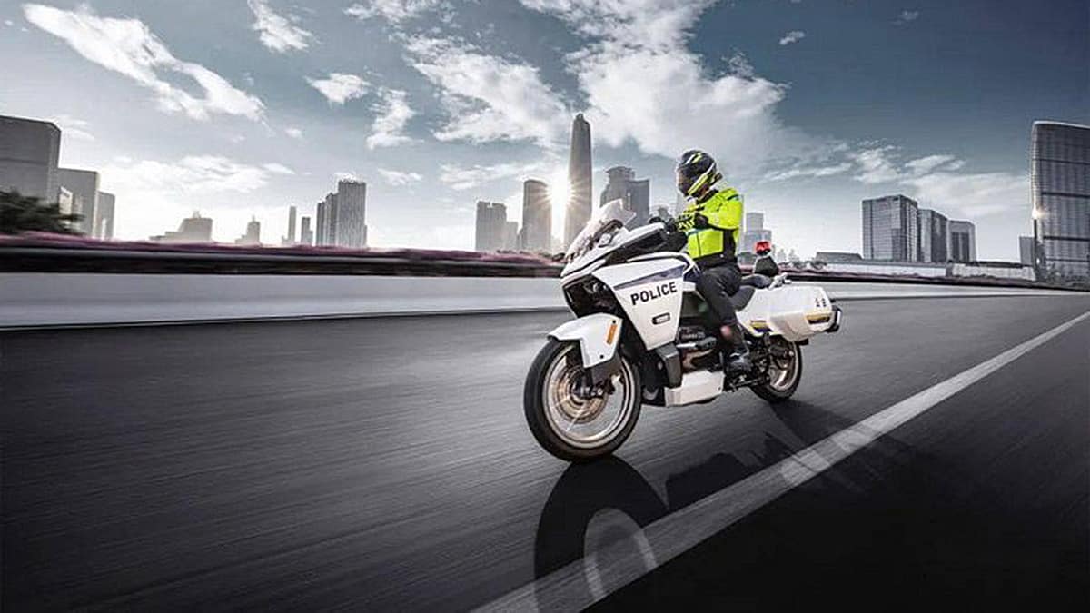 CFMoto 300GT-E: Chinese politie