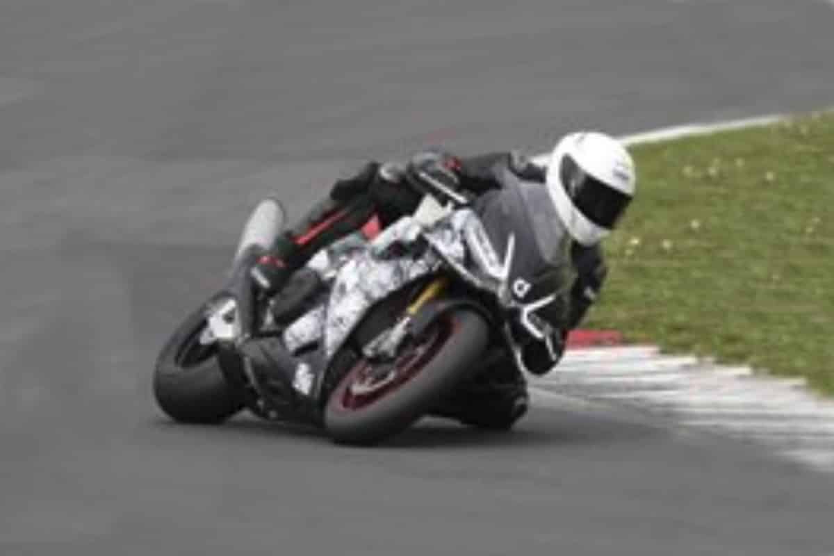 2021 Aprilia RSV4
