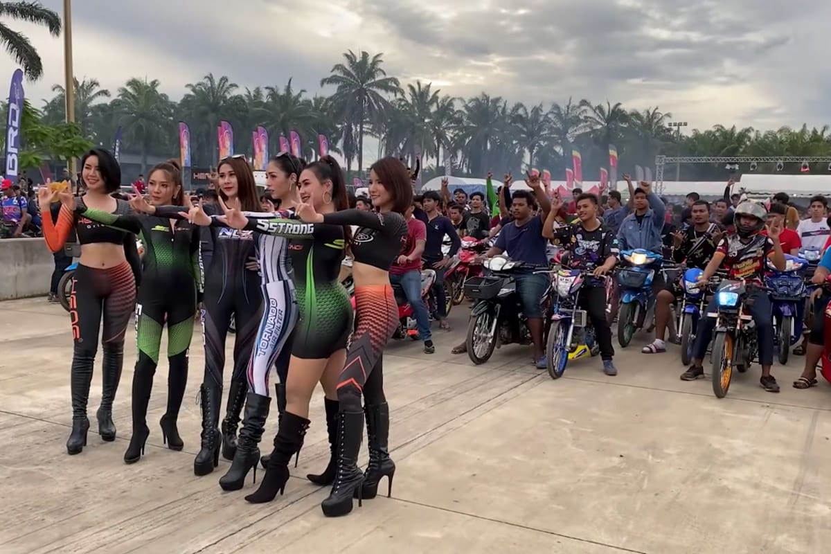 bizarre motorrace
