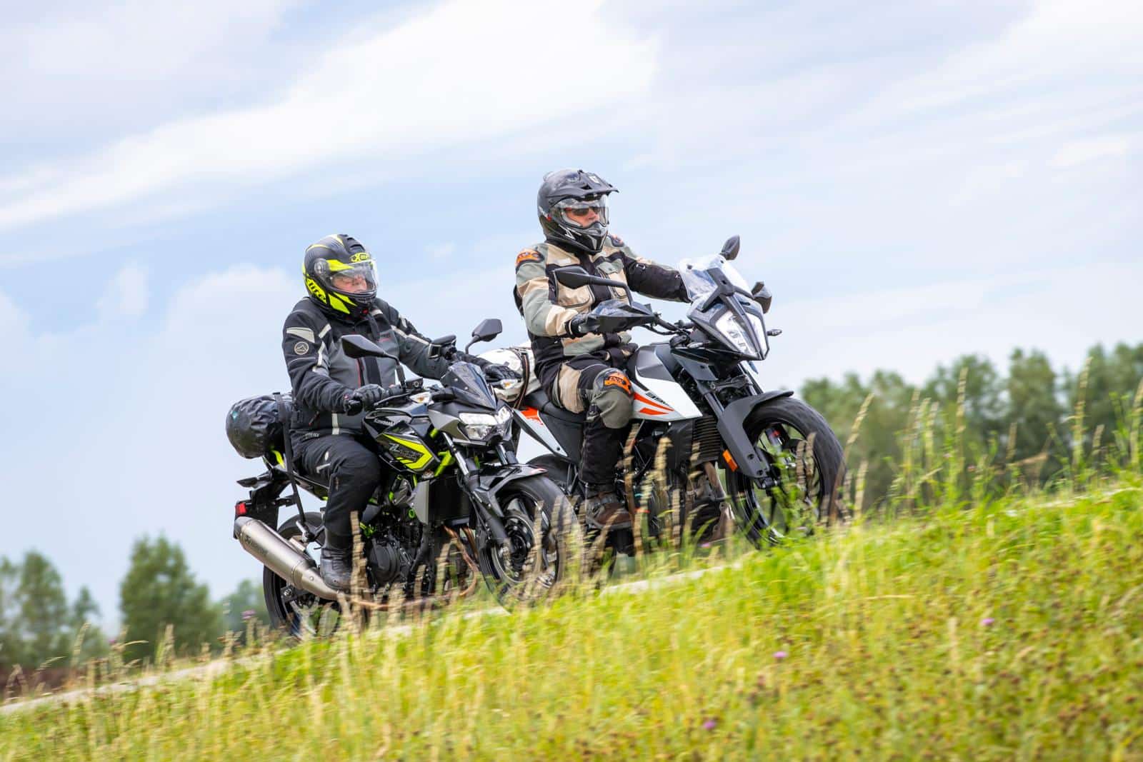 Kawasaki Z400 vs. KTM 390 Adventure