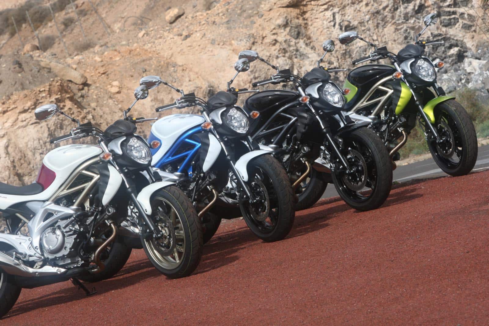 Suzuki Gladius