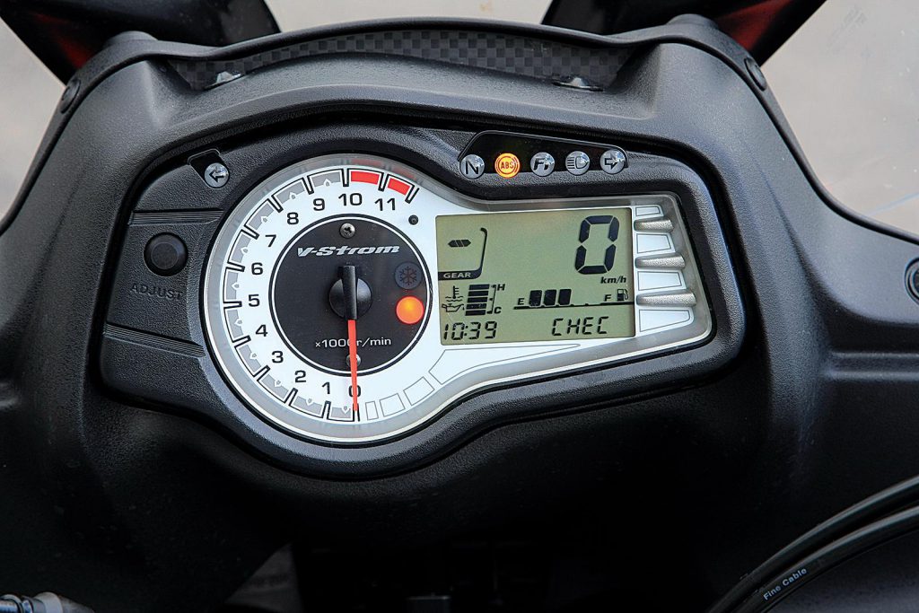 Suzuki V-Strom Dashboard