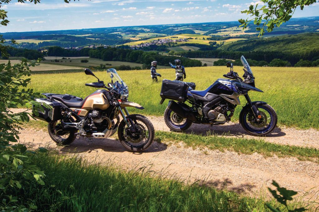 Moto Guzzi V85 TT Travel vs. Suzuki V-Strom 1050XT