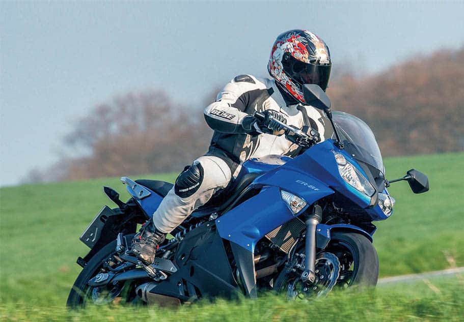 Kawasaki ER-6F 1