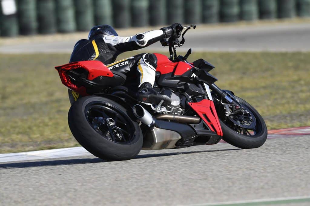 2022 Ducati Streetfighter V2