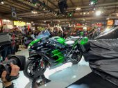 2022 Kawasaki Ninja H2 SX, snelle Sports Tourer met radar
