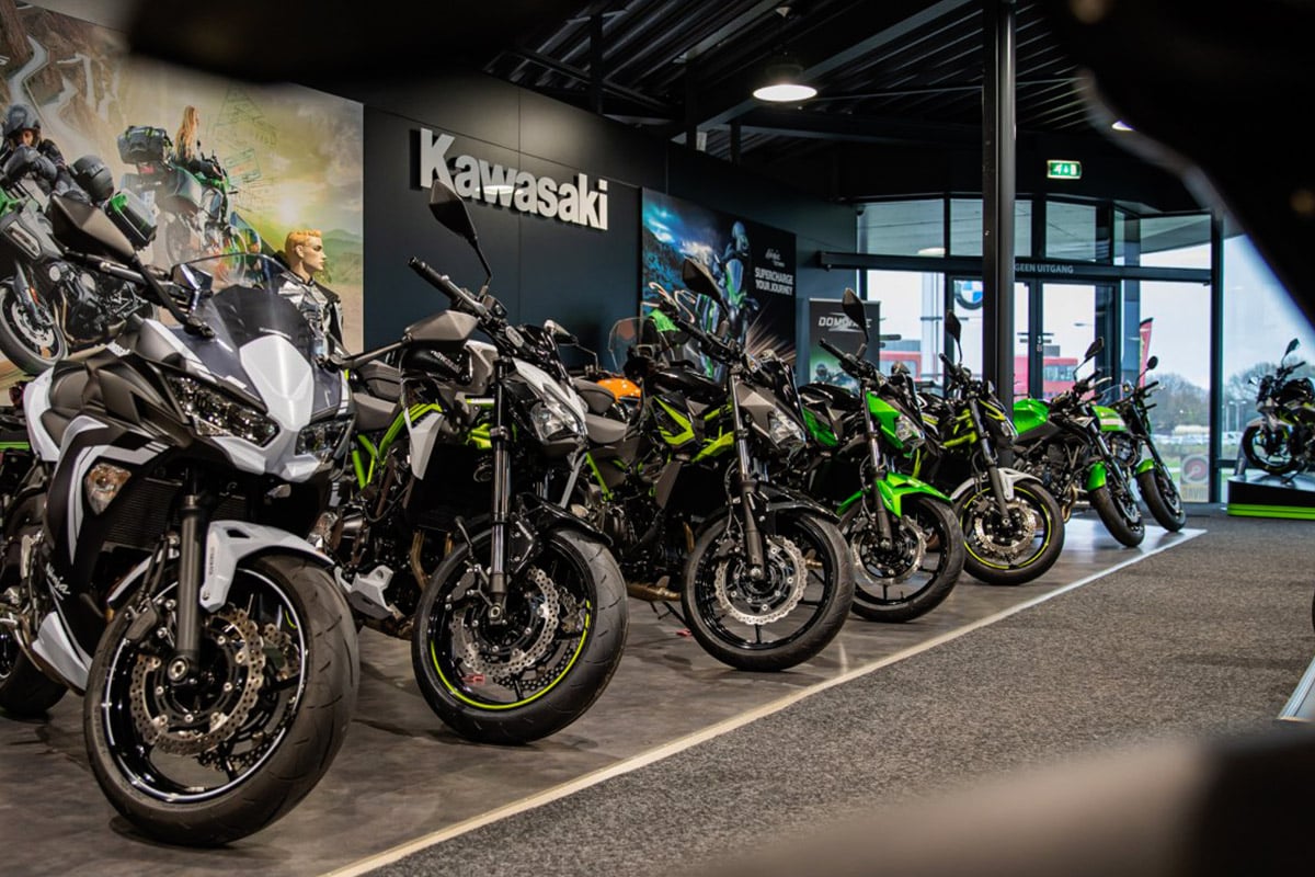 motoren bij motordealer 1