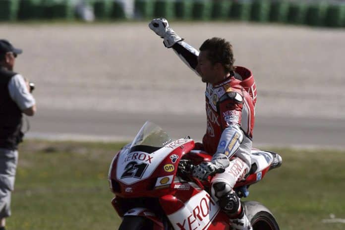 Troy Bayliss naar DCR in Assen
