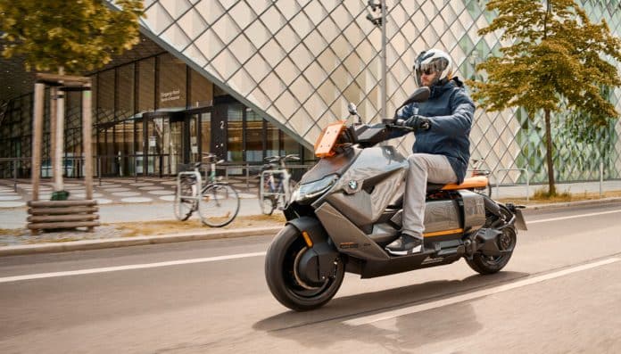 BMW CE 04 advertorial