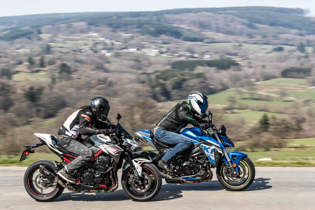 Dubbeltest Kawasaki Z900 vs. Suzuki GSX-S950