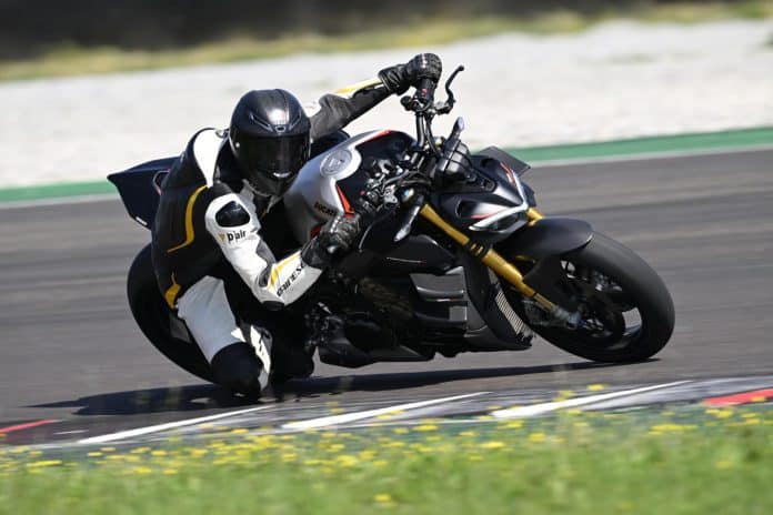 2022 Ducati Streetfighter V4 SP