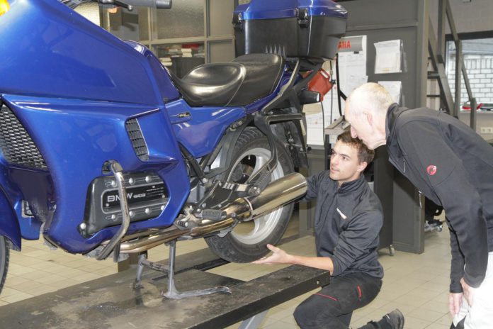 BMW K1100LT
