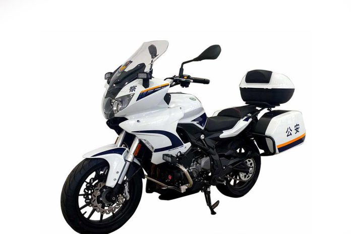 Benelli BJ400J