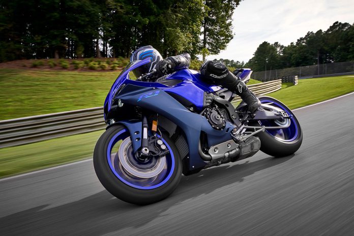 Yamaha R1