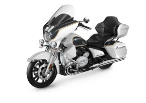 BMW R 18 Transcontinental Mineral white metallic/Meteoric Dust Gold