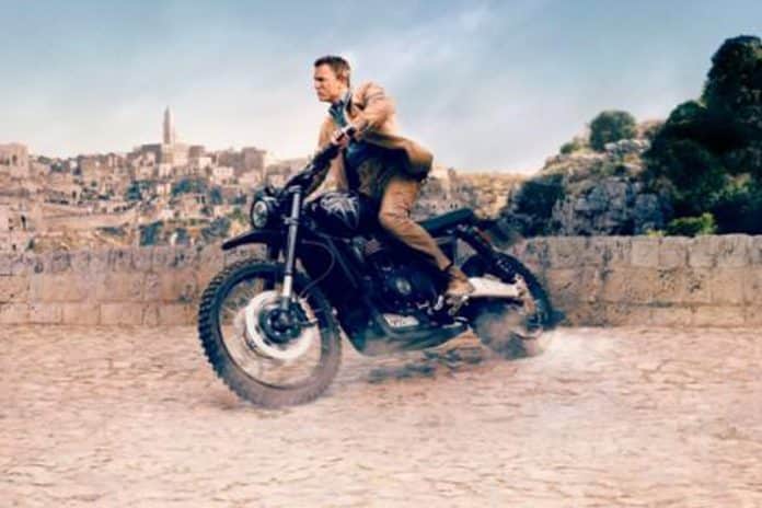 JAMES BOND TRIUMPH SCRAMBLER 1200 XE