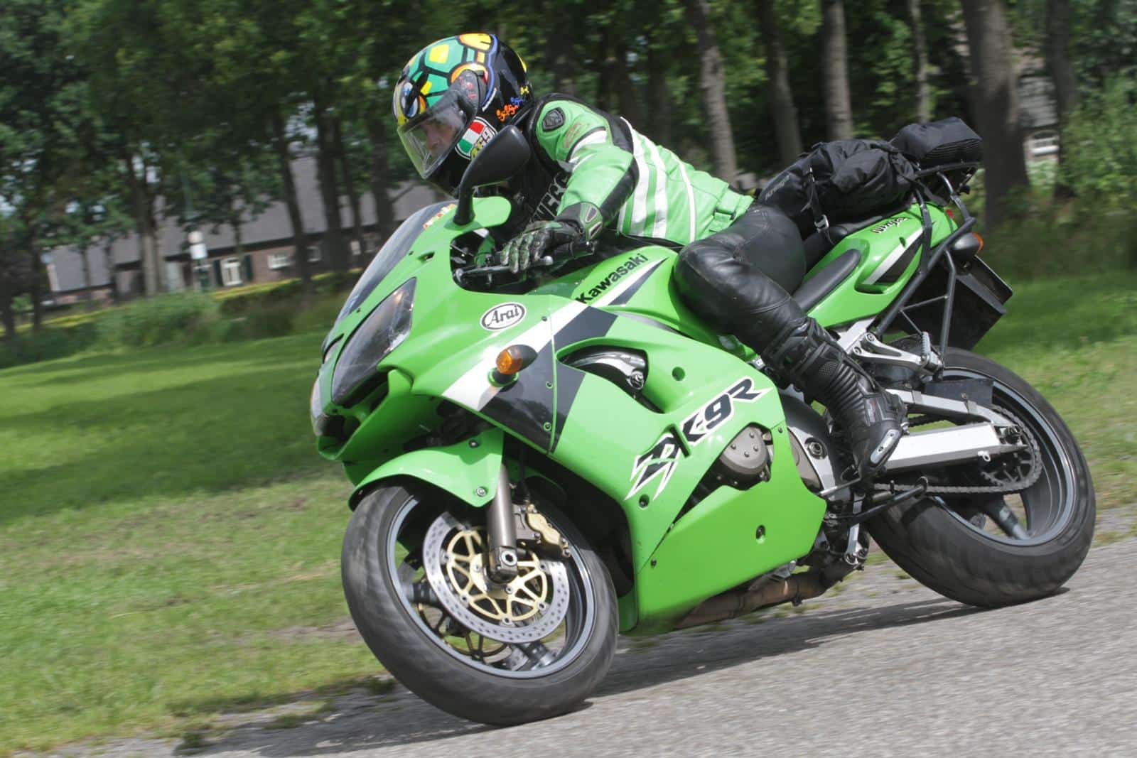 Marathonmotor: Kawasaki ZX-9R