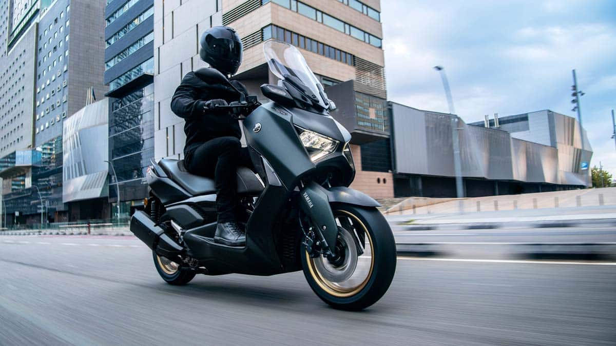 2023 Yamaha XMAX, sportiever uiterlijk en connectiviteit