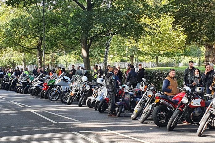 Londen protest motorrijders