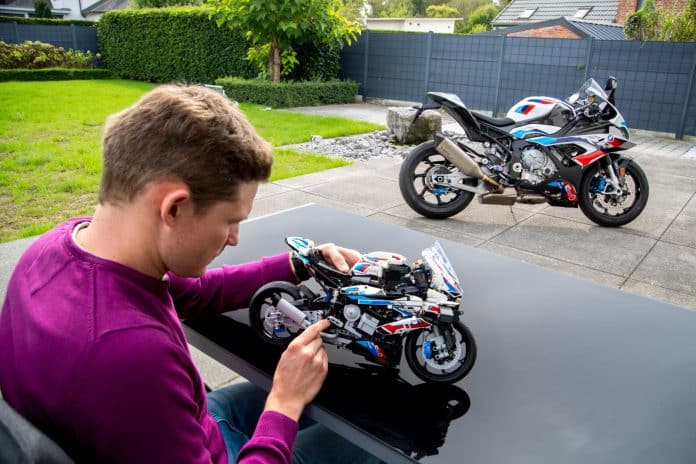 BMW M 1000 RR
