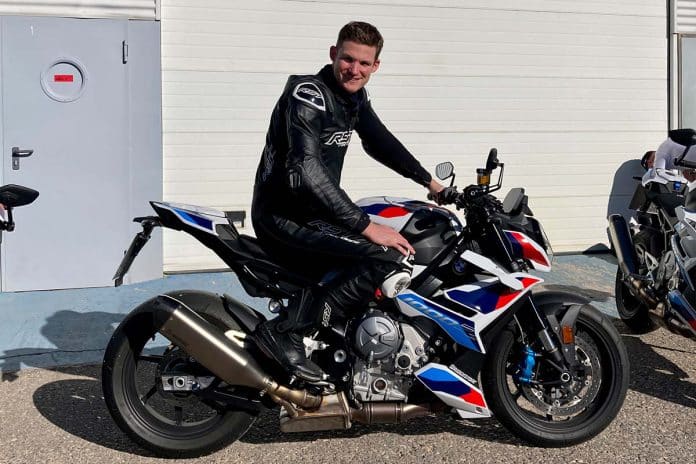 2023 BMW M 1000 R