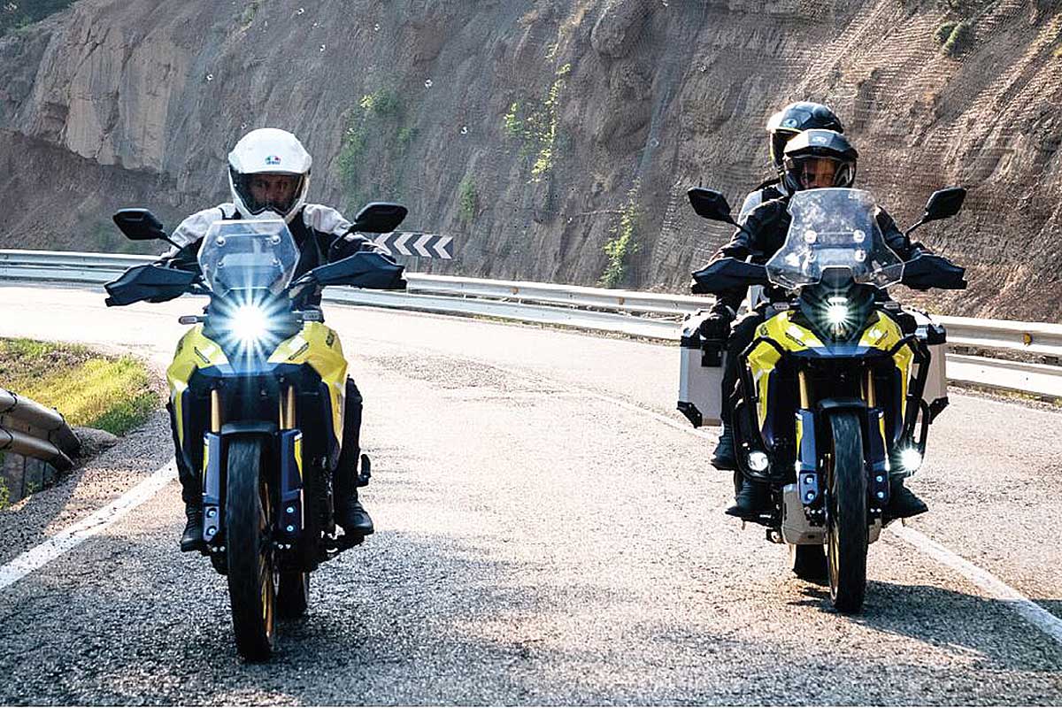 suzuki v strom vs honda transalp