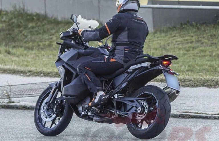 Evotech KTM 1390 Superduke R radiator guard