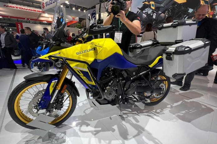 Suzuki V-Strom DE 800