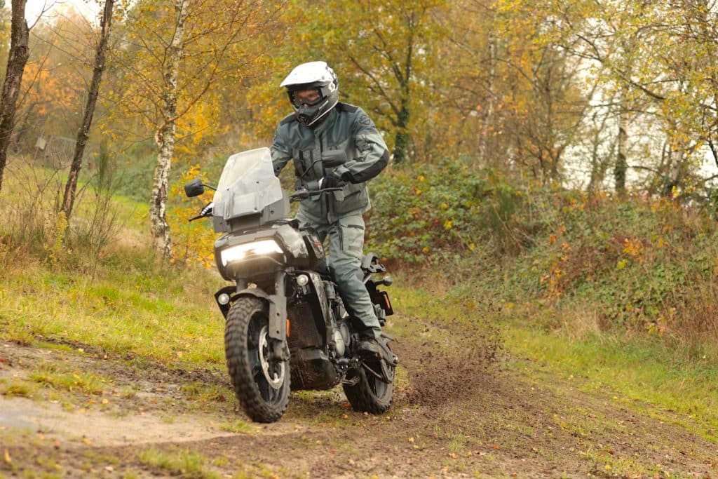 TET-test Harley-Davidson Pan America 1250 Special
