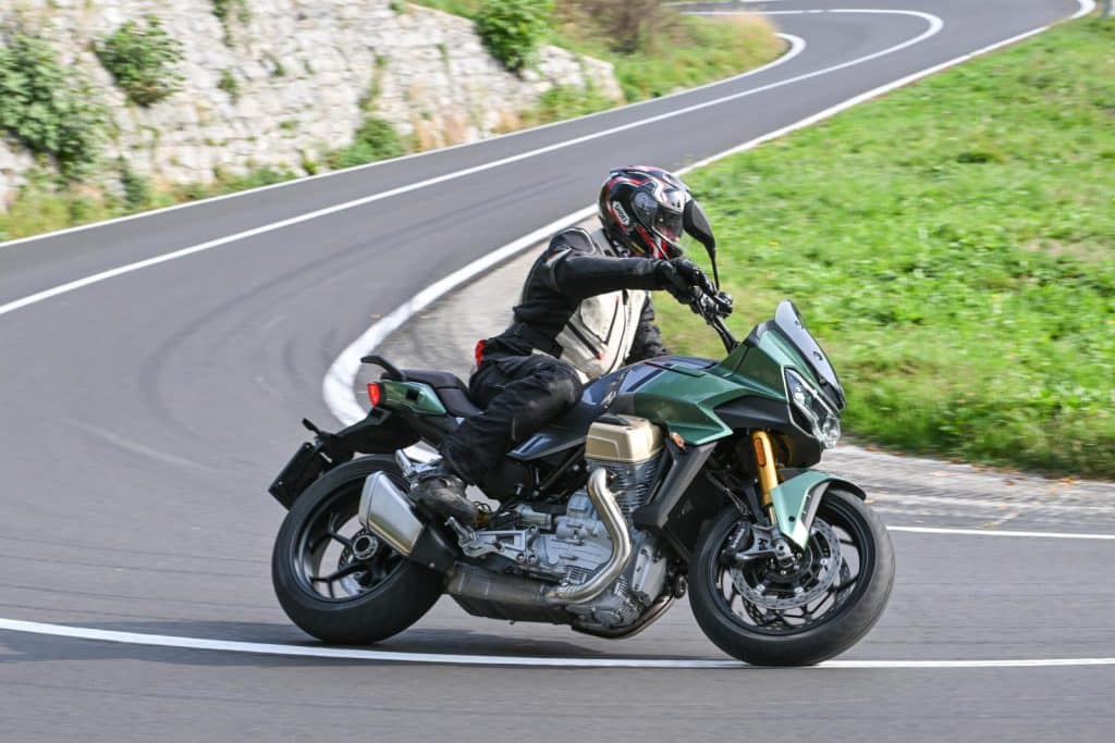 2023 Moto Guzzi V100 Mandello S