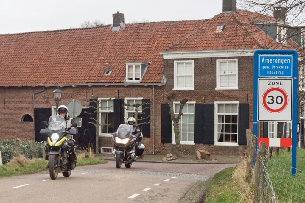 Amerongen gaat niet op slot voor motorrijders