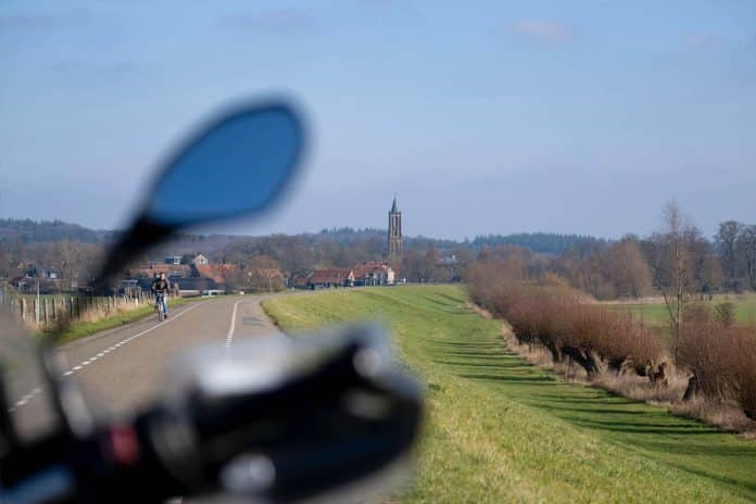 Amerongen gaat niet op slot voor motorrijders