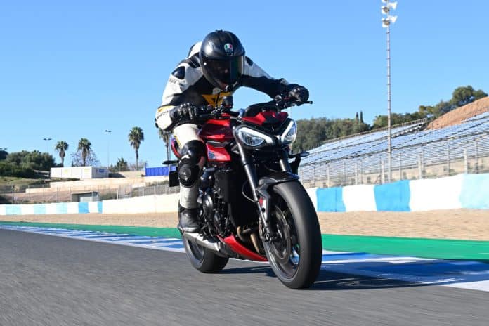 2023 Triumph Street Triple R